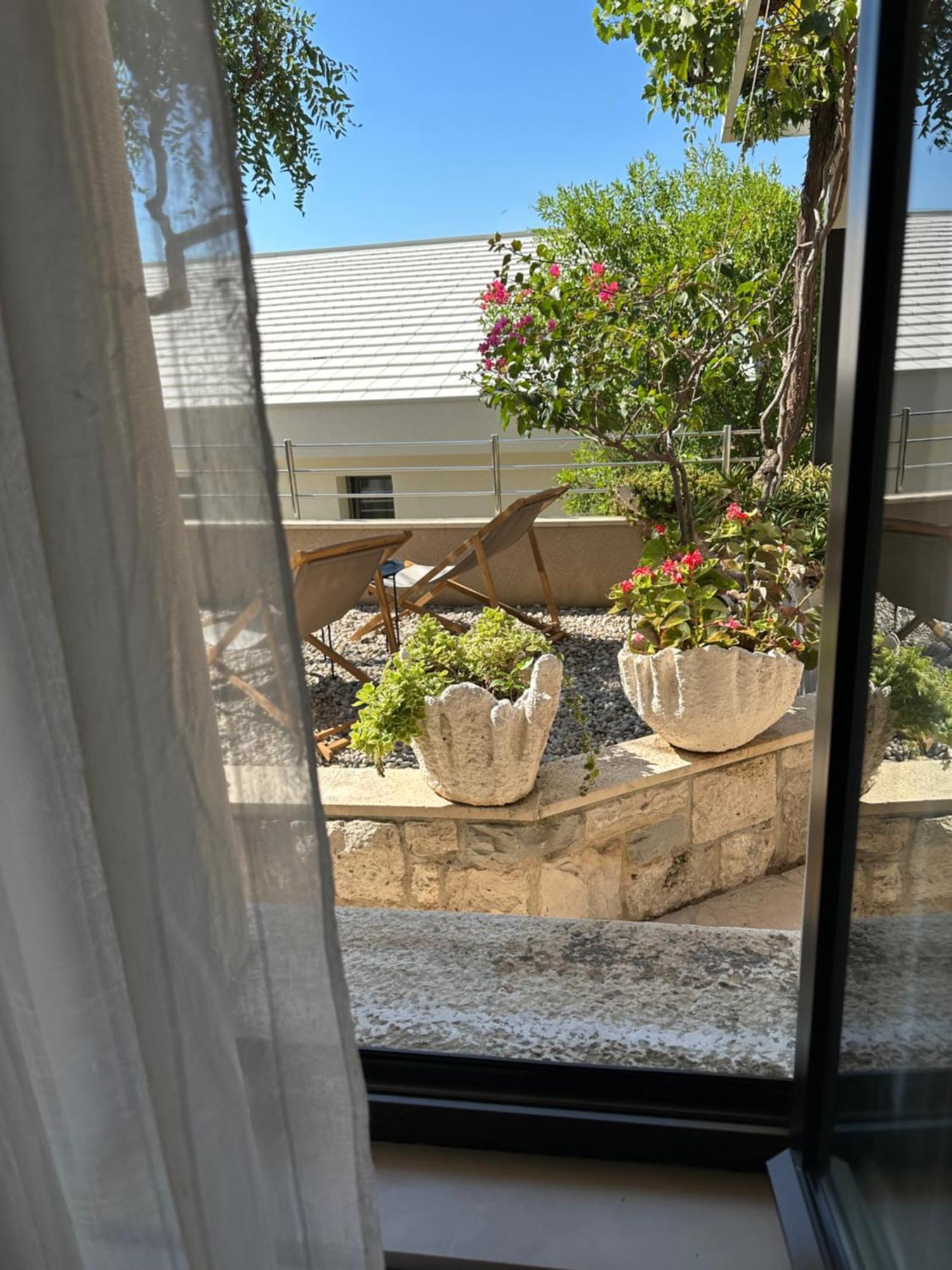 אומיס Romantic Stone- Studio Apartman מראה חיצוני תמונה
